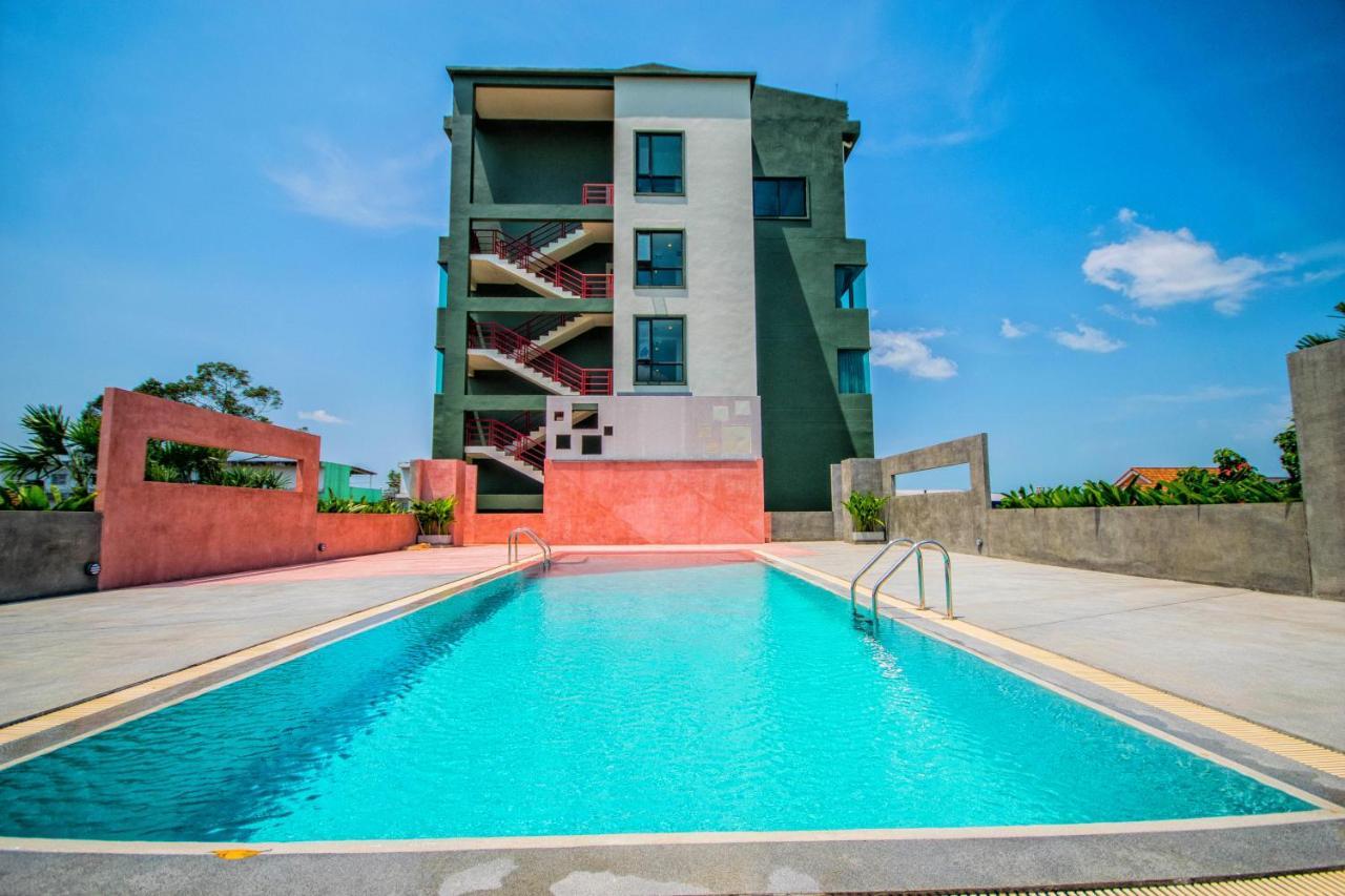 Comet Hotel Surat Thani Luaran gambar