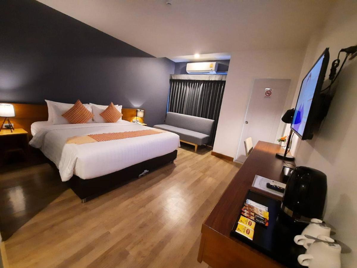 Comet Hotel Surat Thani Luaran gambar