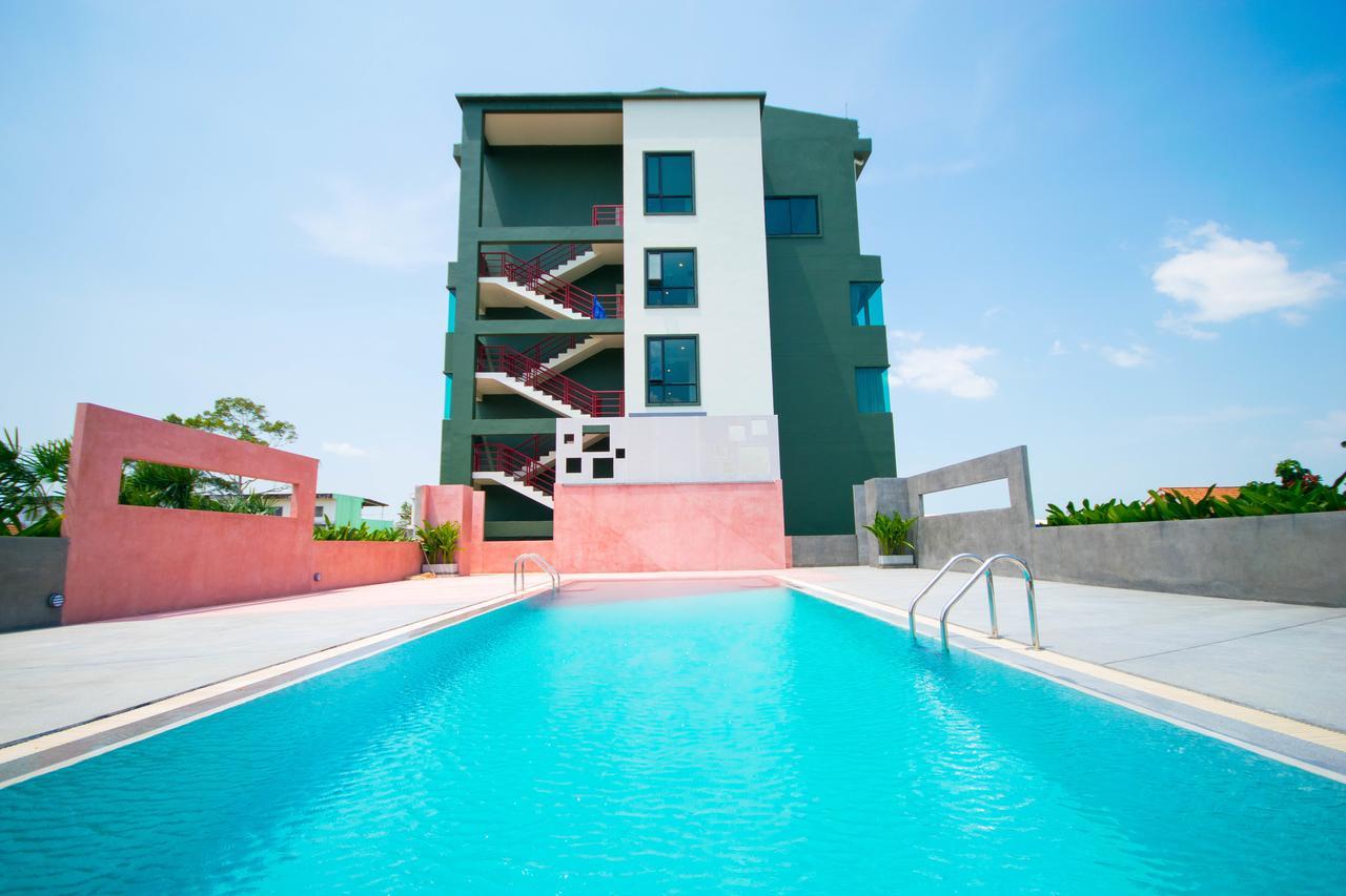 Comet Hotel Surat Thani Luaran gambar