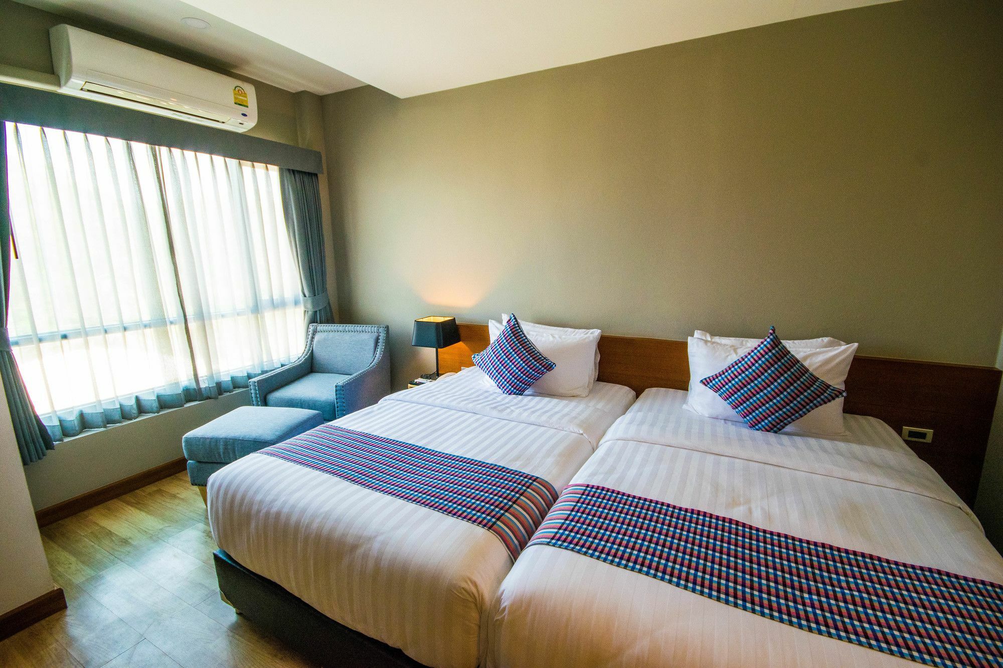 Comet Hotel Surat Thani Luaran gambar
