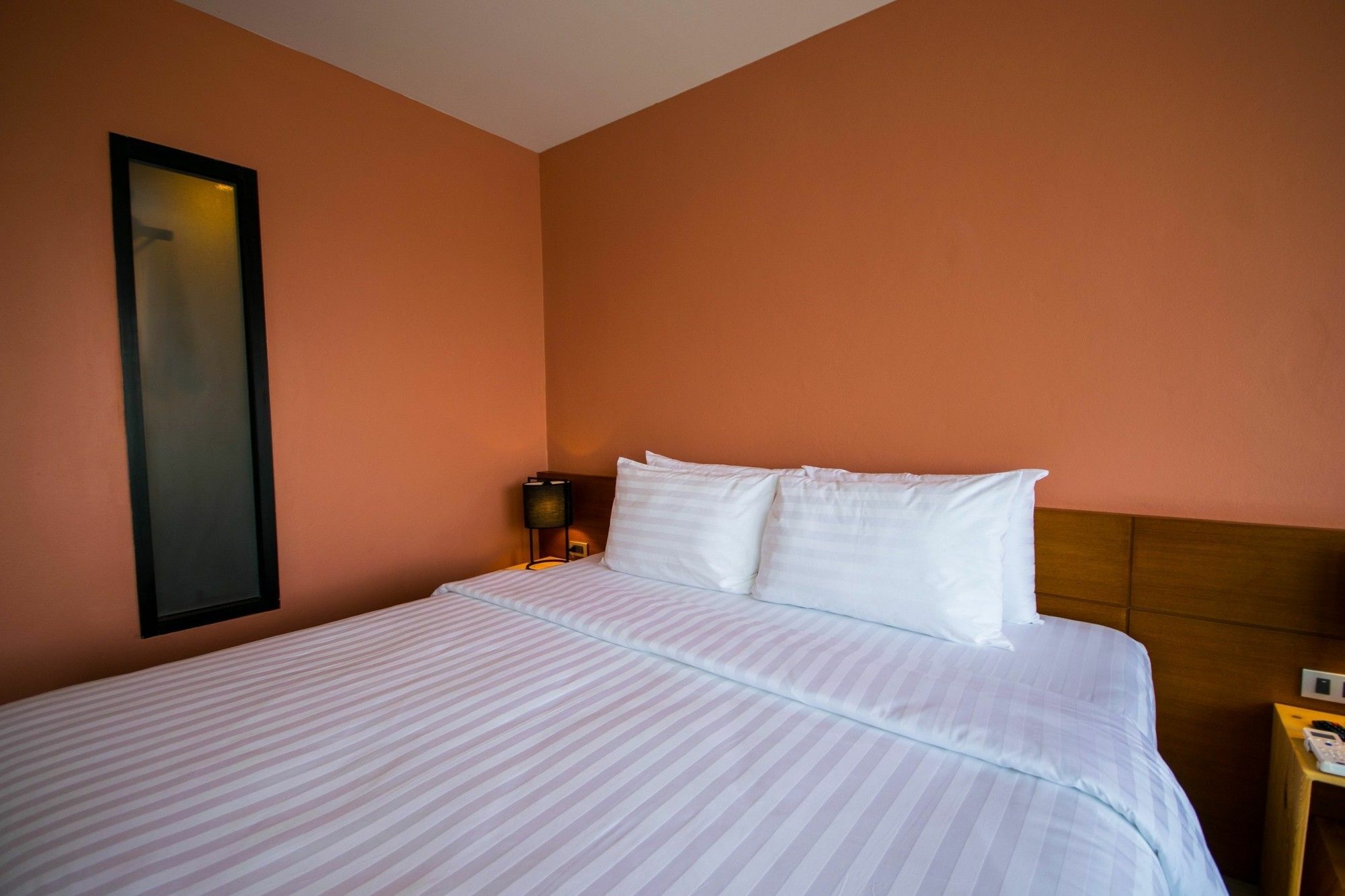 Comet Hotel Surat Thani Luaran gambar