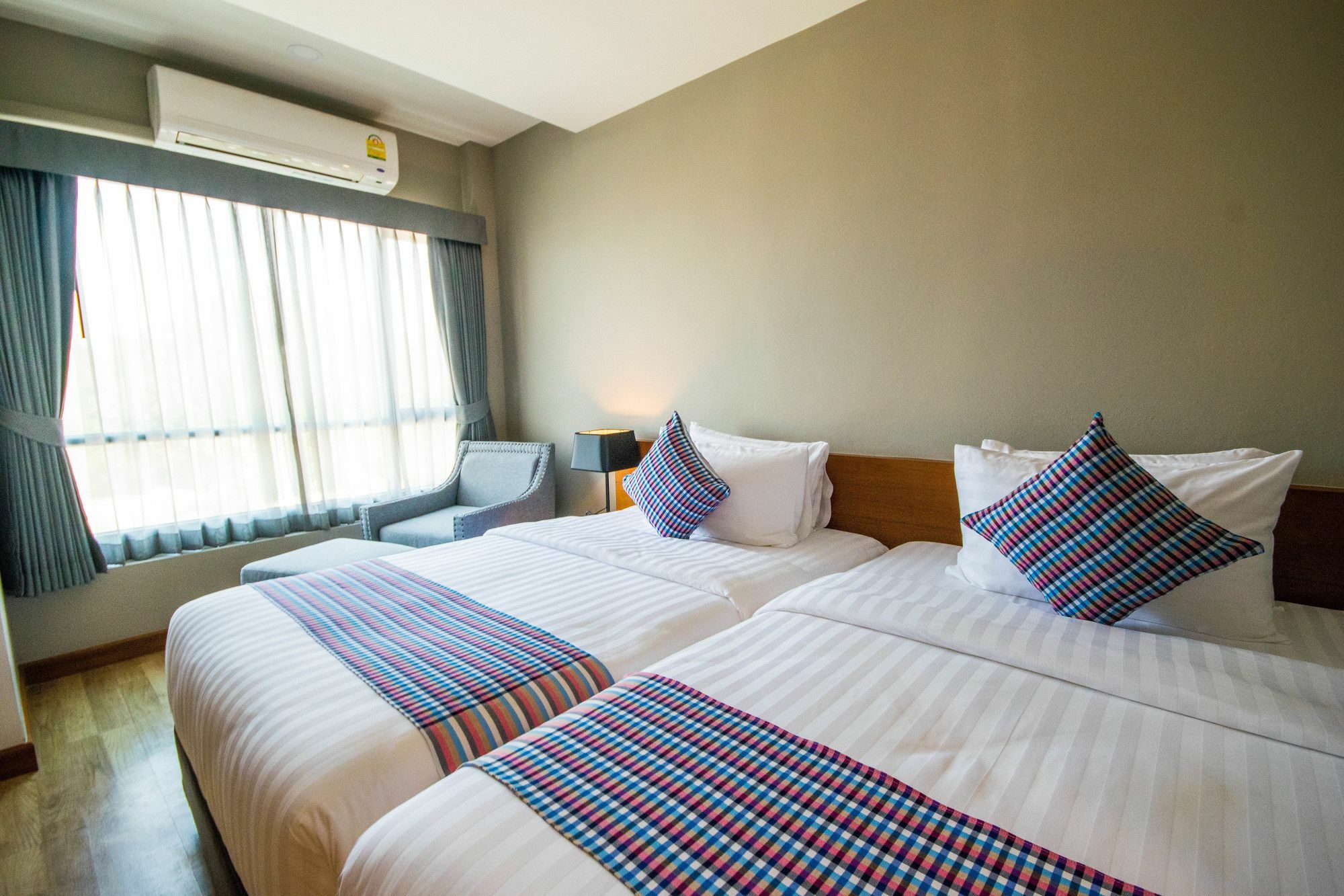 Comet Hotel Surat Thani Luaran gambar