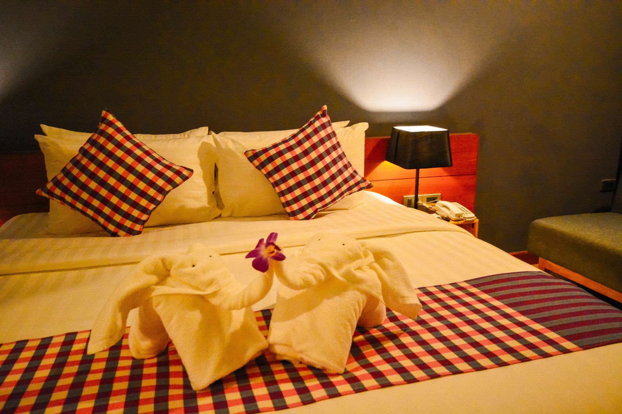 Comet Hotel Surat Thani Luaran gambar