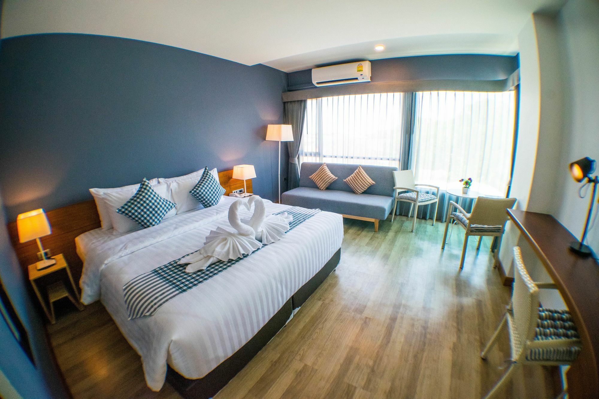 Comet Hotel Surat Thani Luaran gambar