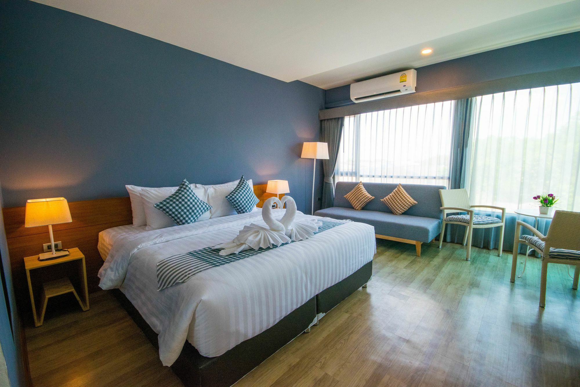 Comet Hotel Surat Thani Luaran gambar