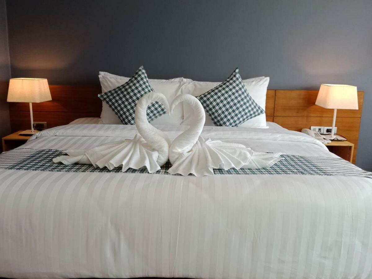Comet Hotel Surat Thani Luaran gambar